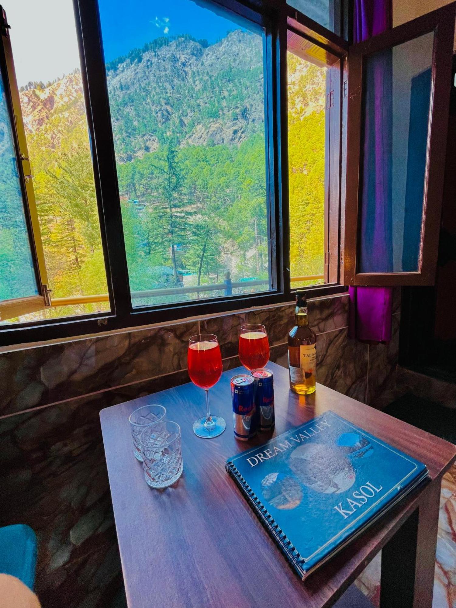 Hotel Pablo Escobar Kasol Extérieur photo