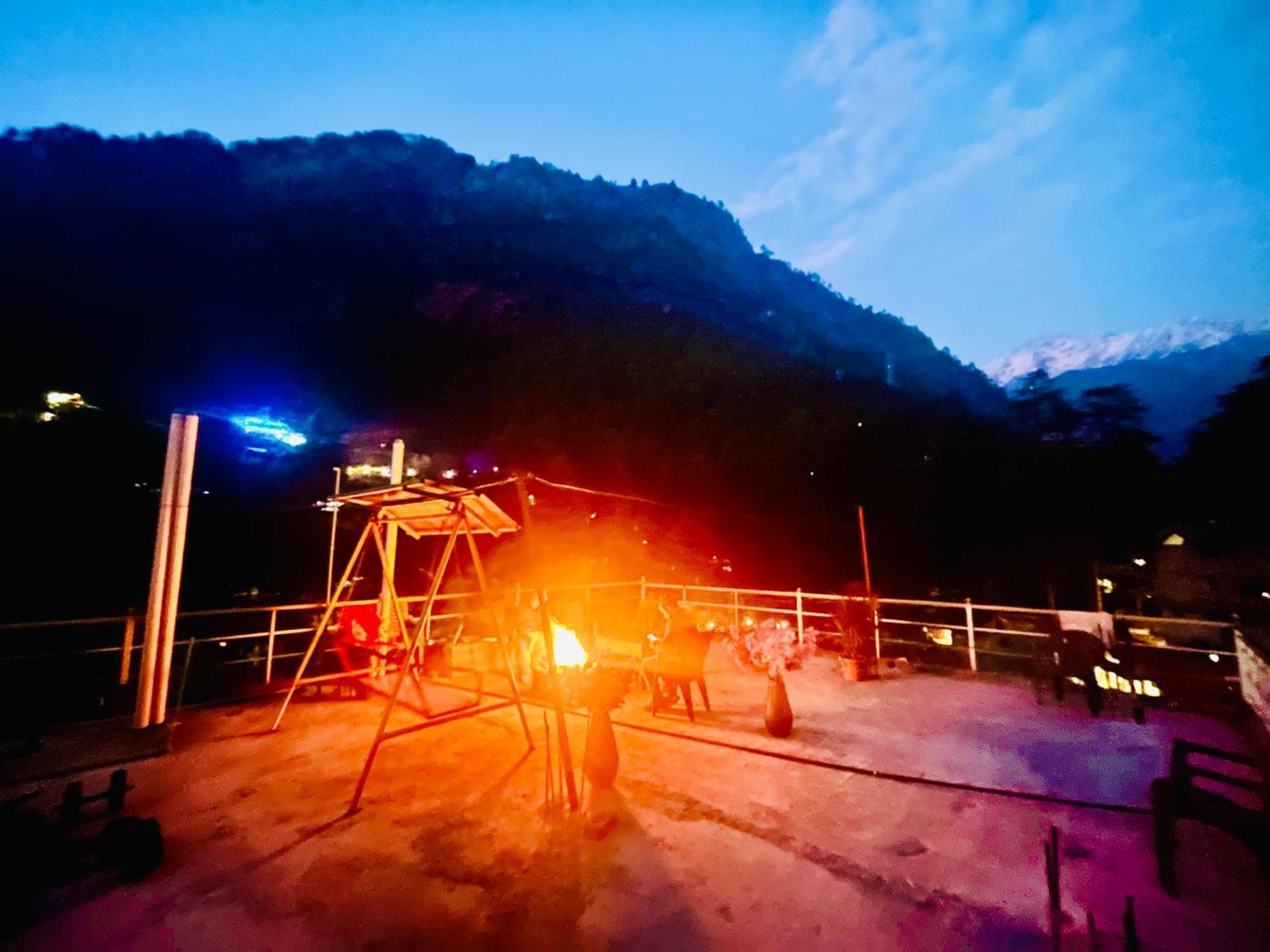 Hotel Pablo Escobar Kasol Extérieur photo
